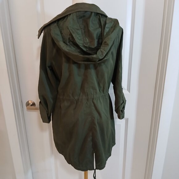 a.n.d Eawy Utility Parka Jacket Women’s Small Green Hidden Hood Drawstring Waist - Picture 7 of 9